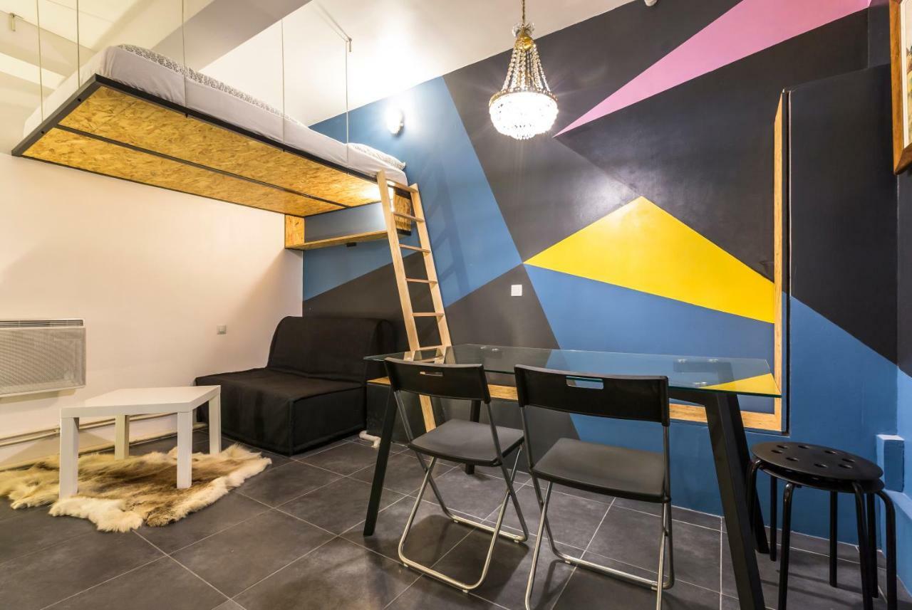 Pretty 25 M2 In A Lively District Leilighet Paris Eksteriør bilde